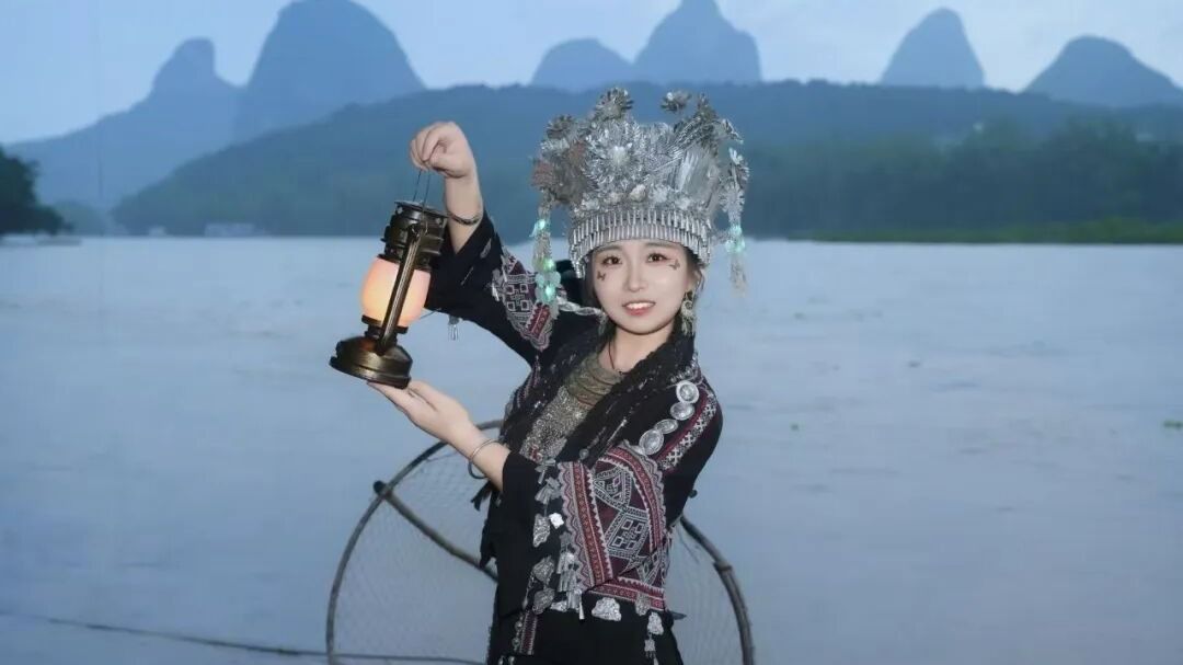 【就业明星】周晨星—中铁工地的“效益...