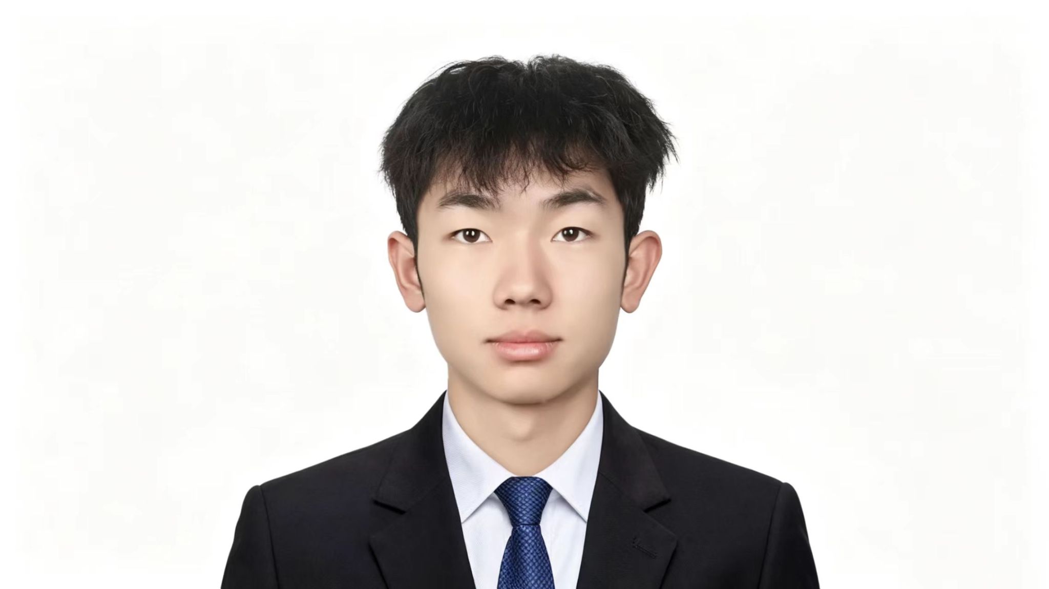 【就业明星】李俊—越努力越幸运