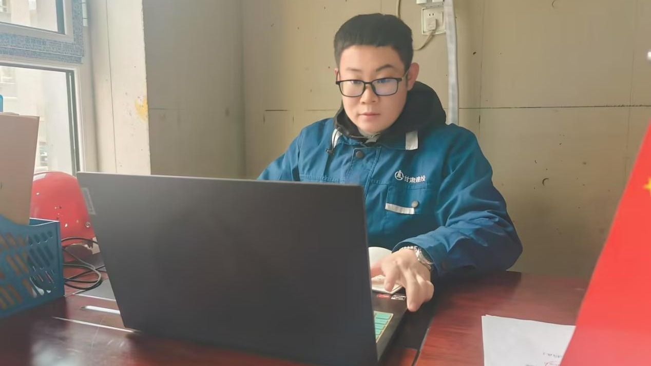 【就业明星】心系母校，志存高远|校友李...