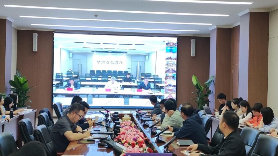 兰州信息科技学院召开2025届毕业生就业攻坚推进会 部署数据核查与精准帮扶专项行动